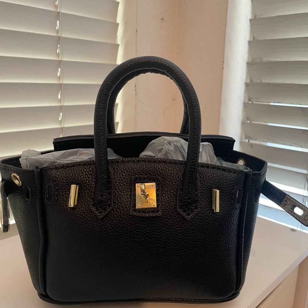 Elegant mini Black Handbag
